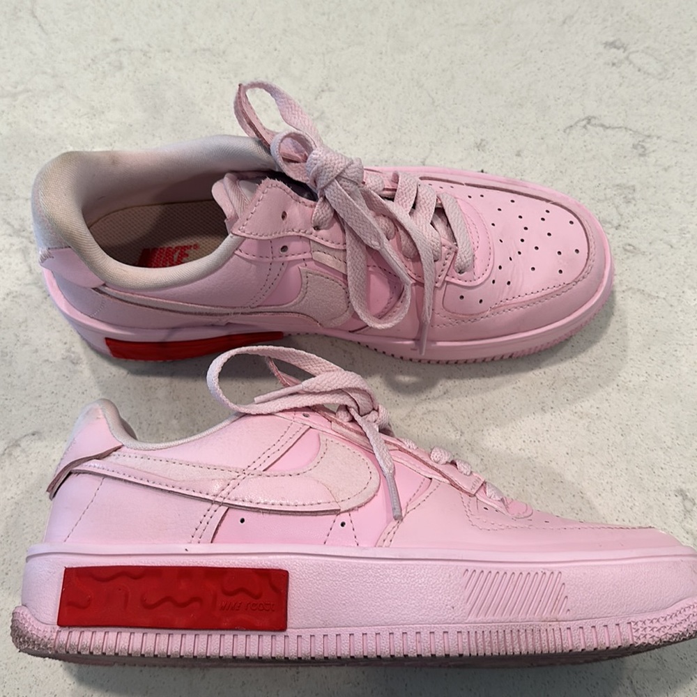 Nike Women’s Air Force 1 ‘Valentines Day’